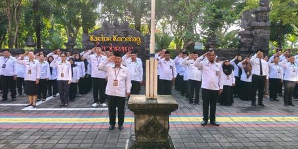Apel SENJATA Hari Senin: Tingkatkan Disiplin dan Semangat Pelayanan Publik