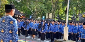 Upacara Peringatan Hari KORPRI ke-54 di Kemenag Jembrana Berlangsung Khidmat