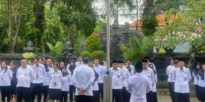 Kementerian Agama Kabupaten Jembrana Mantapkan Persiapan ZI melalui Apel Disiplin Senin