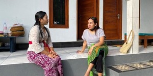 Program Inovasi BIMADATU (Bimbingan Agama Dari Pintu ke Pintu) oleh Gusti Ayu Putu Nariyanti