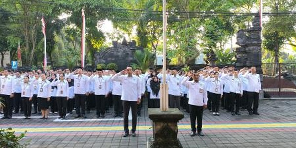 Apel Penghormatan Bendera, Wujud Disiplin dan Sinergi ASN Kemenag Jembrana