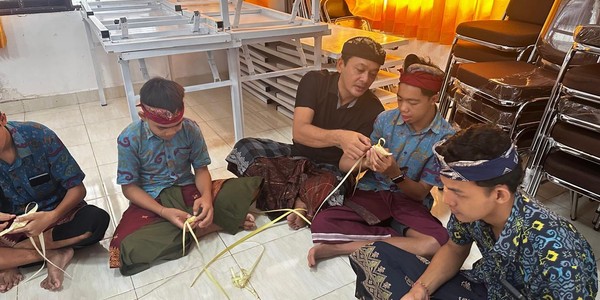 Penyuluh Agama Hindu : Gelar Kegiatan Berkah dan Cempaka di SLB Negeri 1 Jembrana